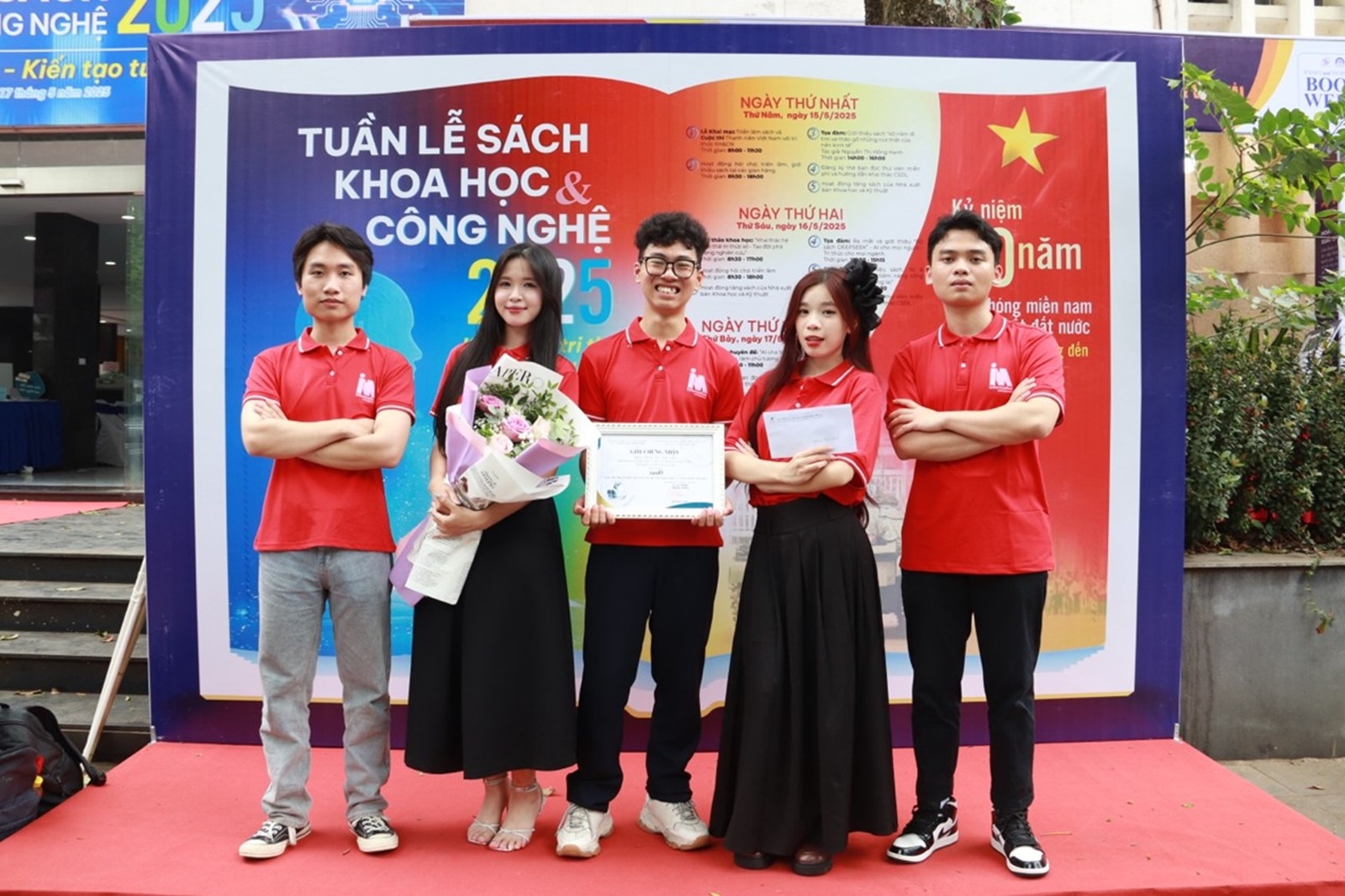 sinh vien nhan van 1 copy