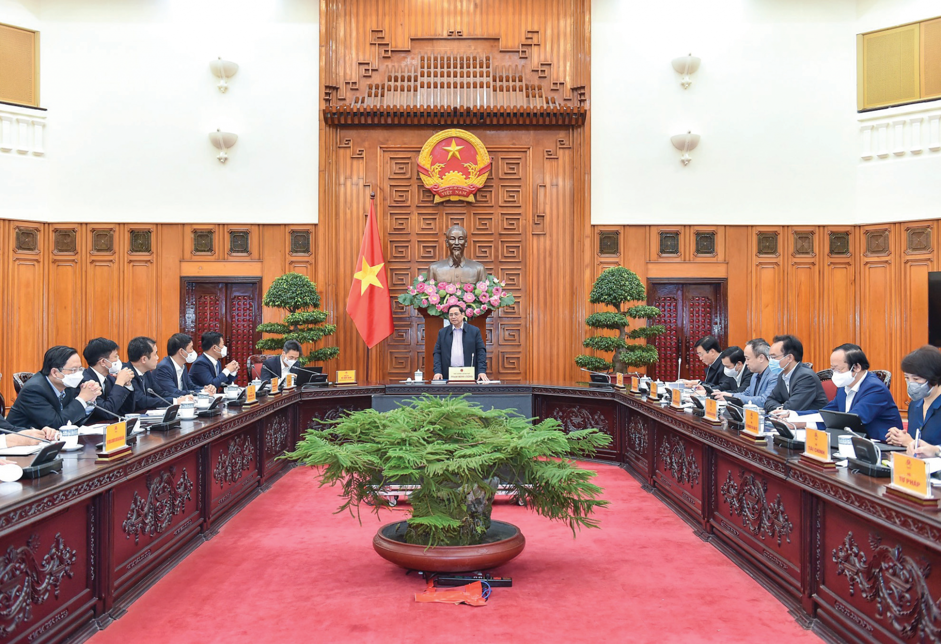 VNU 10 su kien tieu bieu 2021 01 (4) (1)