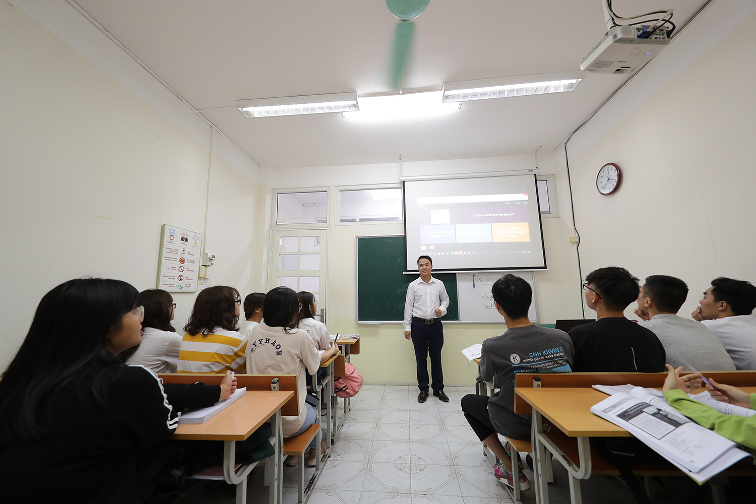 VNU 10 su kien tieu bieu 2021 09 (3)