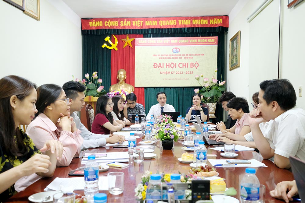 1 Quang canh dai hoi