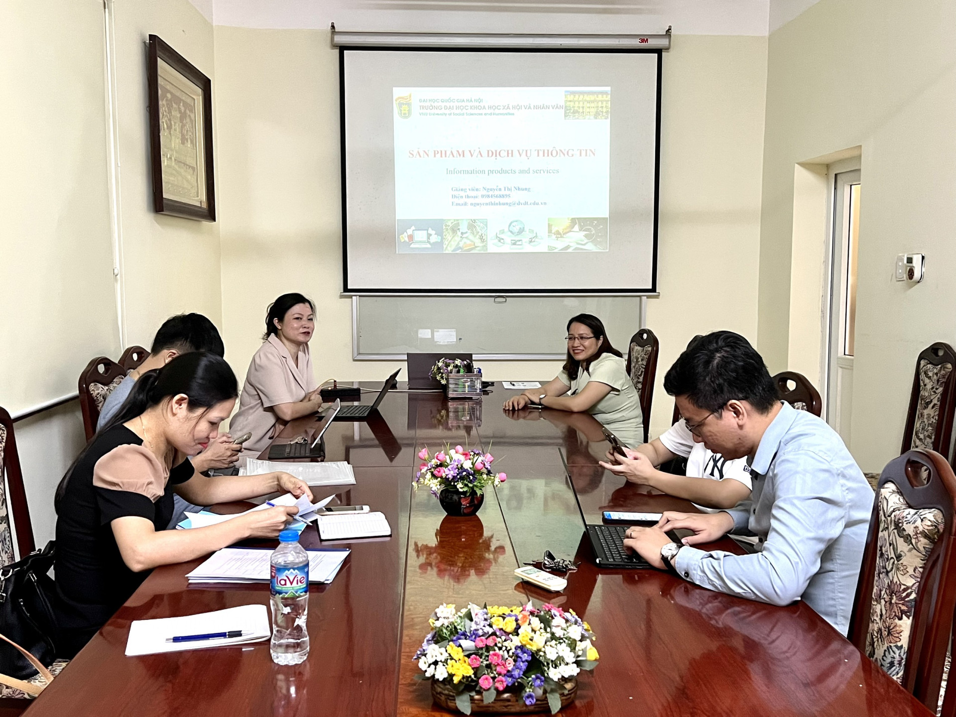 thông tin tư liệu1