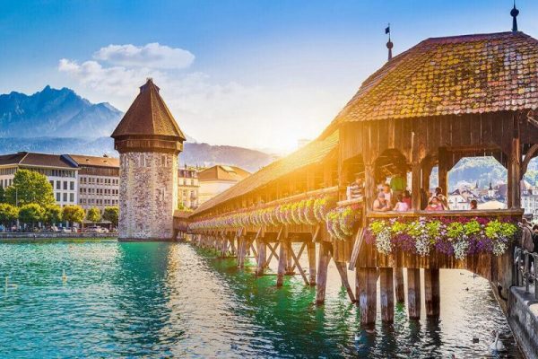 Tổng hợp các học bổng ngoài ngân sách năm học 2014-2015